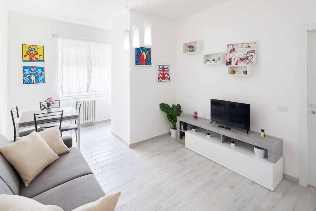 מילאנו Sunny San Siro Stadio Apartment מראה חיצוני תמונה