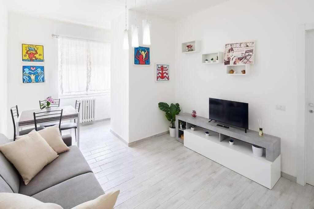 מילאנו Sunny San Siro Stadio Apartment מראה חיצוני תמונה
